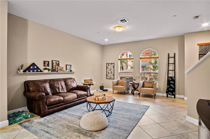 Image 5 of 39 For 1033 17th Way  1103