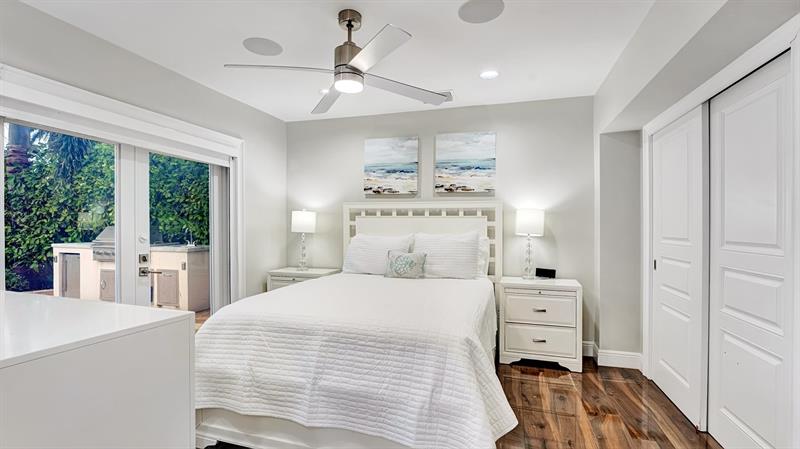 Image 22 of 75 For 2593 9 Street