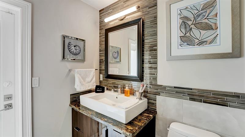 Image 39 of 75 For 2593 9 Street