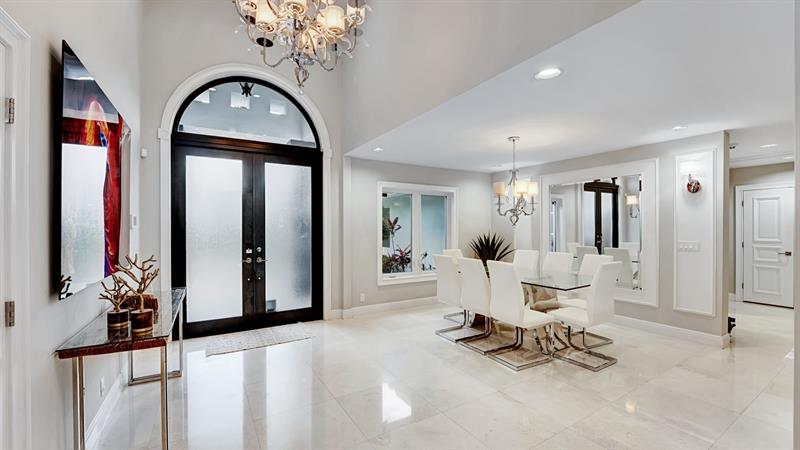 Image 41 of 75 For 2593 9 Street