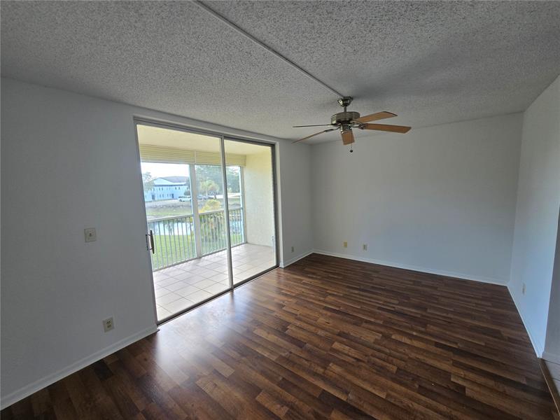 Image 10 of 31 For 6890 Royal Palm Blvd  211h