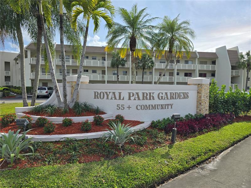 Image 29 of 31 For 6890 Royal Palm Blvd  211h