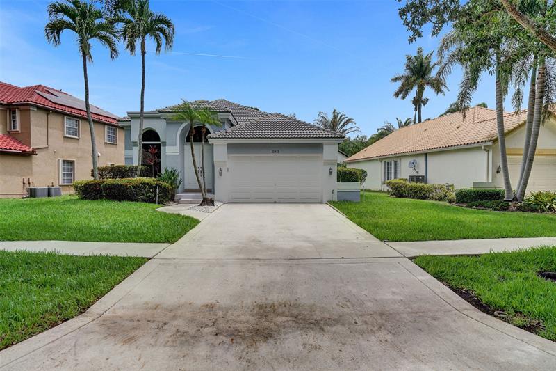 Image 57 of 78 For 10433 Santiago St