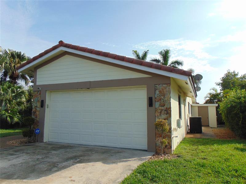 Details for 595 River Dr, Margate, FL 33063