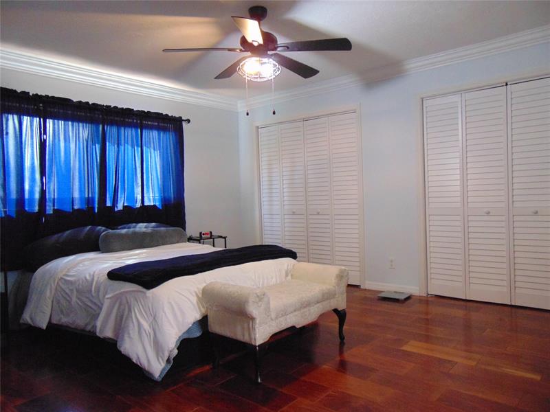 Image 33 of 56 For 595 River Dr