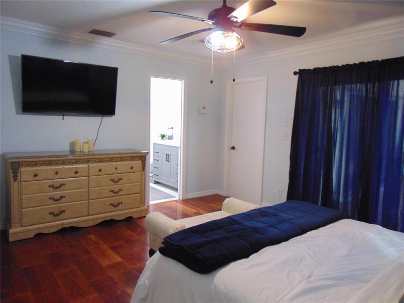 Image 36 of 56 For 595 River Dr