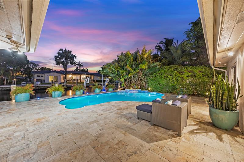 Image 26 of 65 For 1719 Poinsettia Dr