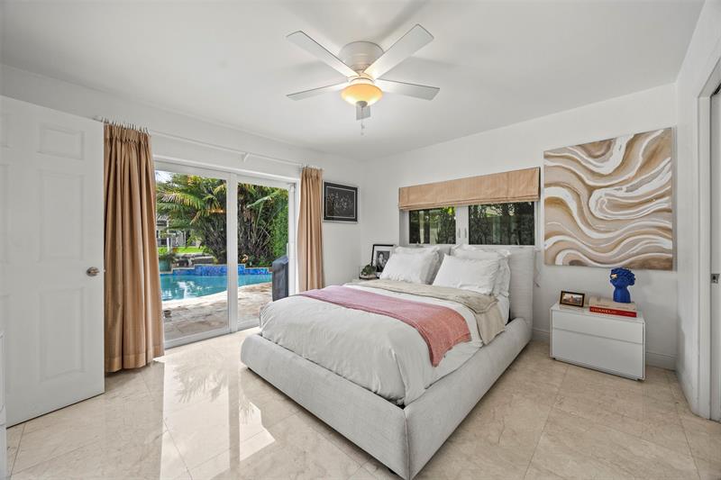 Image 42 of 65 For 1719 Poinsettia Dr