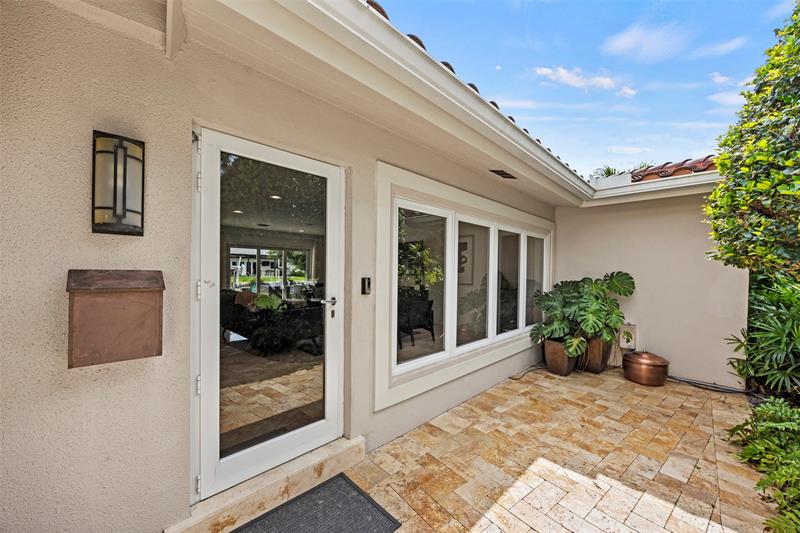 Image 50 of 65 For 1719 Poinsettia Dr