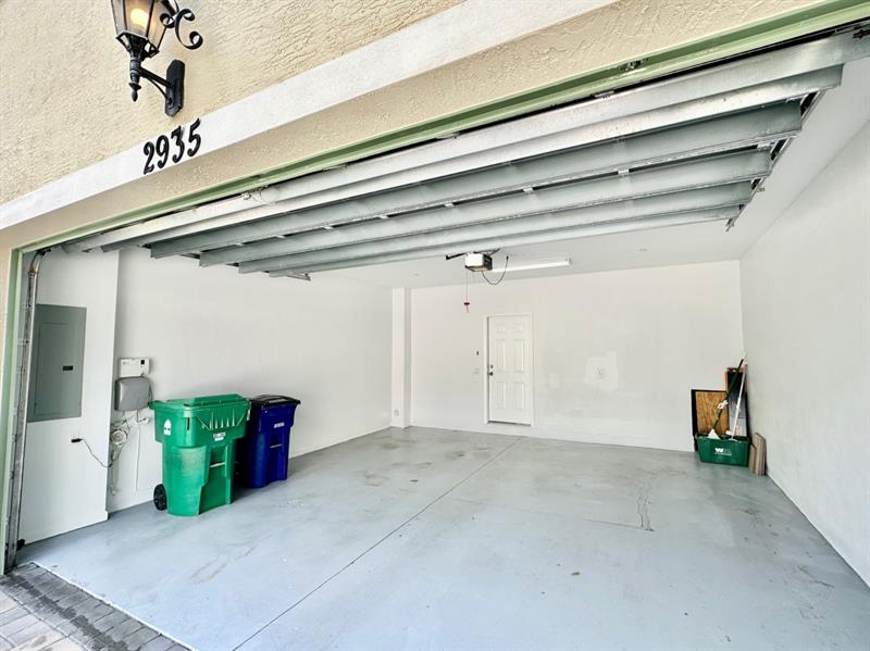 Image 27 of 32 For 2935 Tortola Way  2935