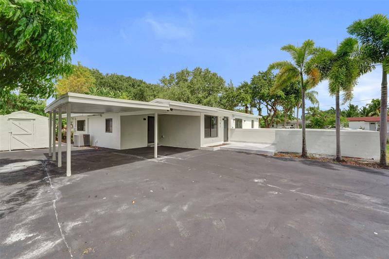 Image 18 of 43 For 4101 48th Ct