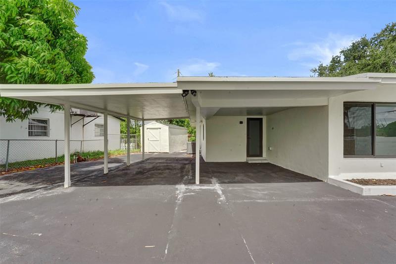 Image 19 of 43 For 4101 48th Ct