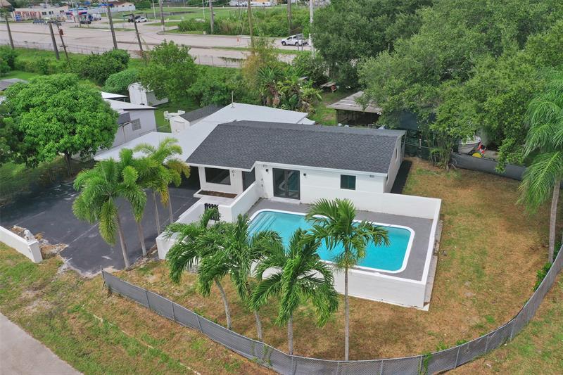 Image 3 of 43 For 4101 48th Ct