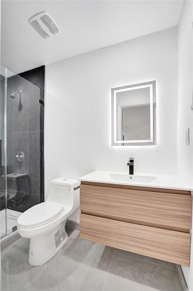 Image 32 of 43 For 4101 48th Ct