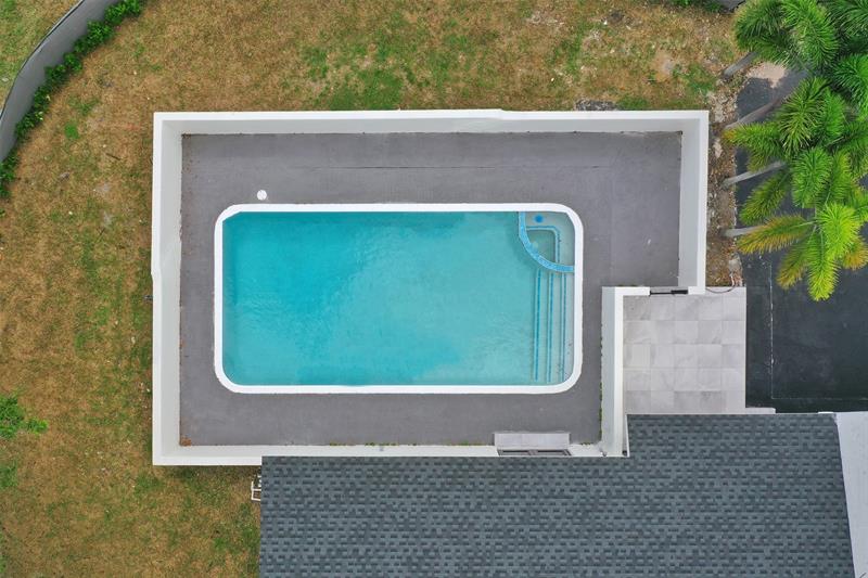 Image 36 of 43 For 4101 48th Ct