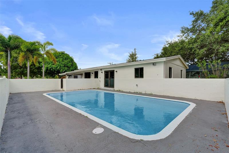 Image 38 of 43 For 4101 48th Ct