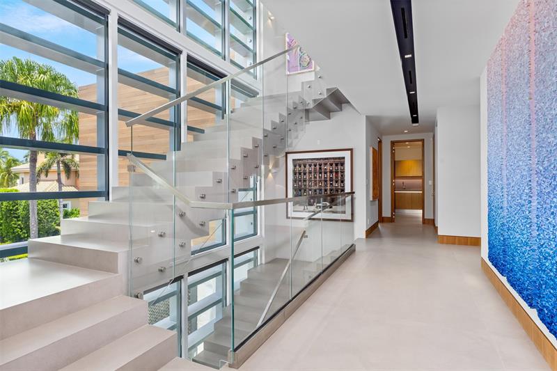 Image 65 of 99 For 650 Royal Plaza Dr