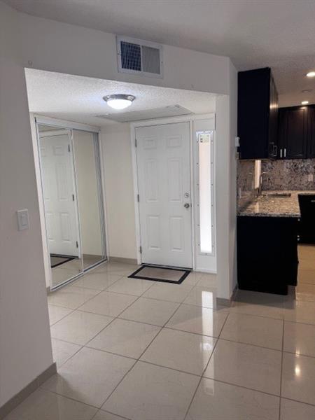 Image 4 of 23 For 2836 Carambola Circle  19107