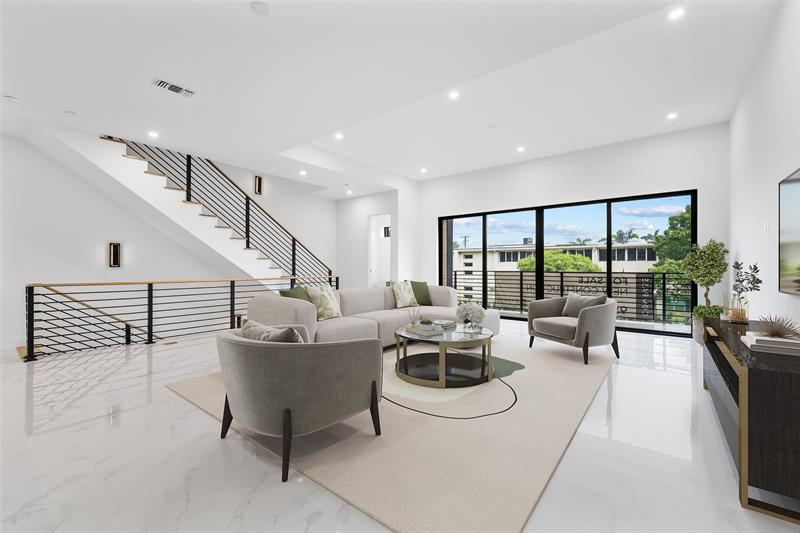 Image 5 of 53 For 808 2nd Street  808