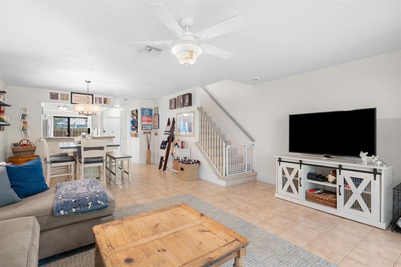 Image 12 of 25 For 2116 44th St