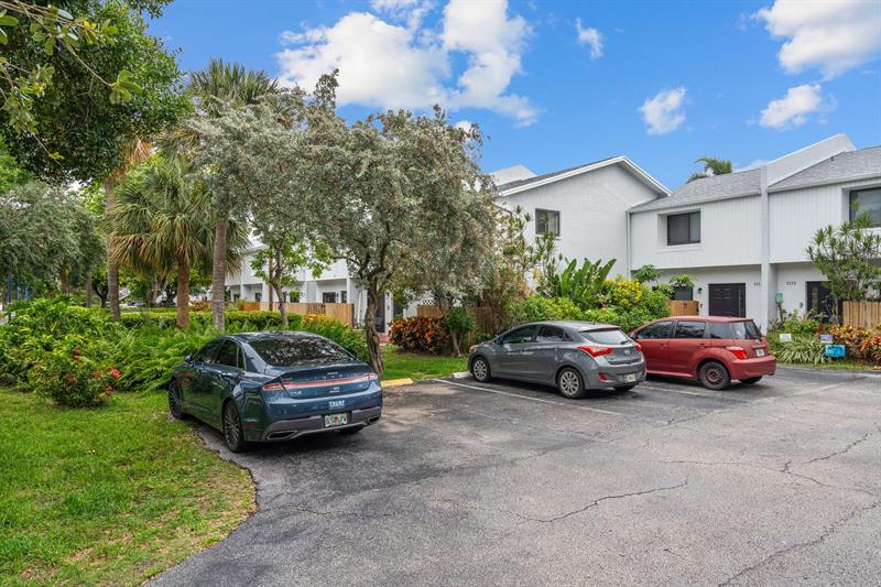 Image 22 of 25 For 2116 44th St