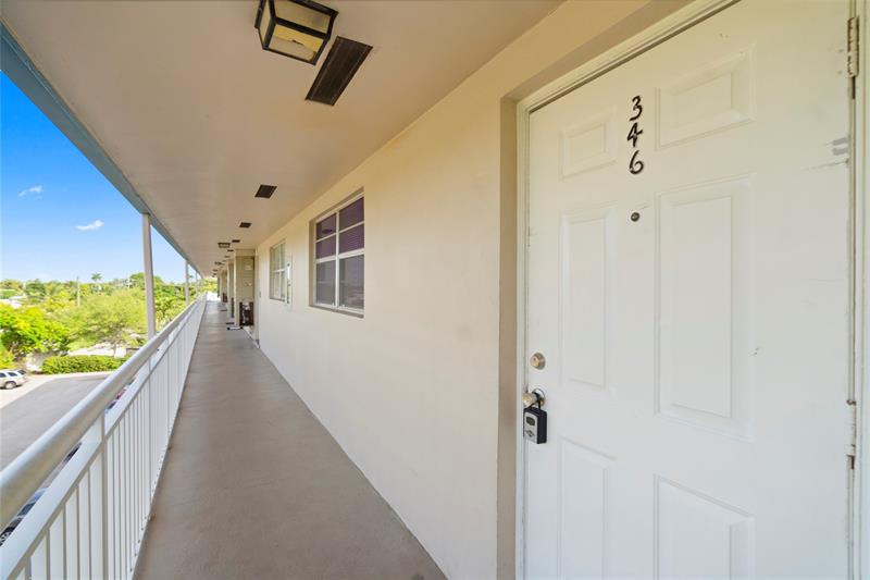 Image 20 of 37 For 5800 Margate Blvd  346-3