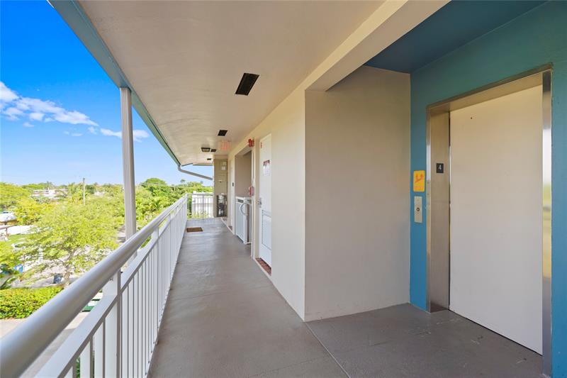 Image 26 of 37 For 5800 Margate Blvd  346-3