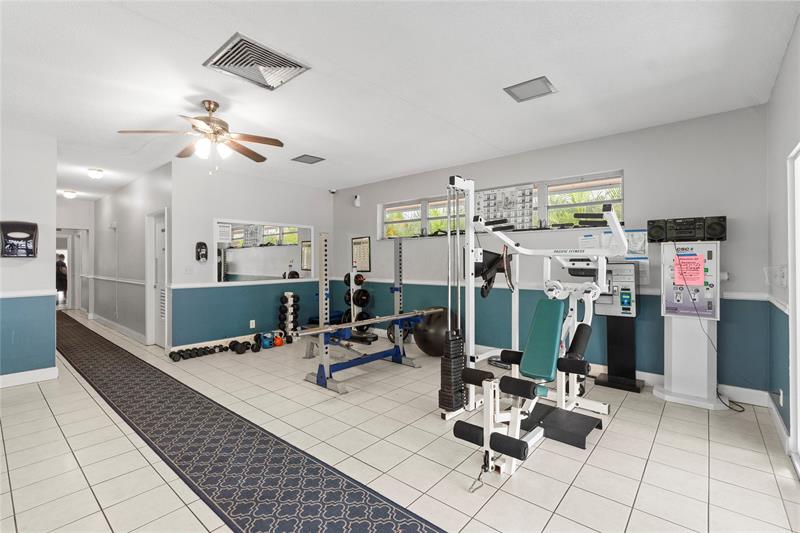Image 33 of 37 For 5800 Margate Blvd  346-3