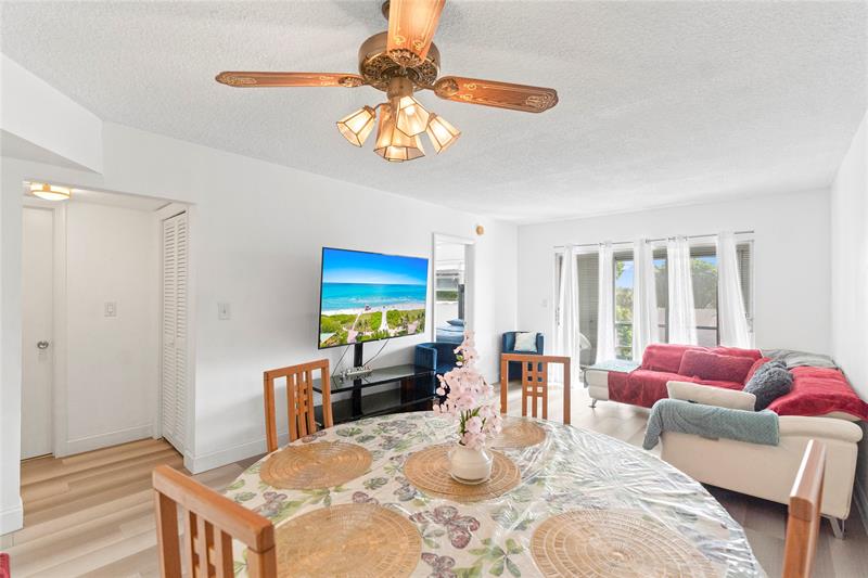 Image 4 of 37 For 5800 Margate Blvd  346-3