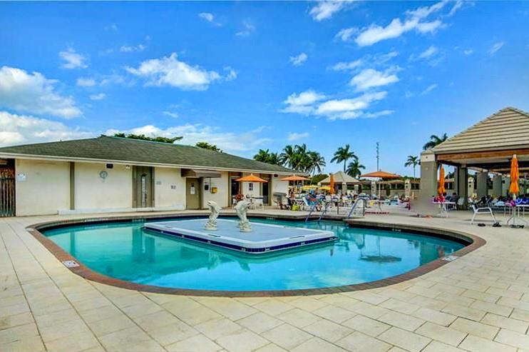 Image 39 of 39 For 1107 Bahama Bnd  E1