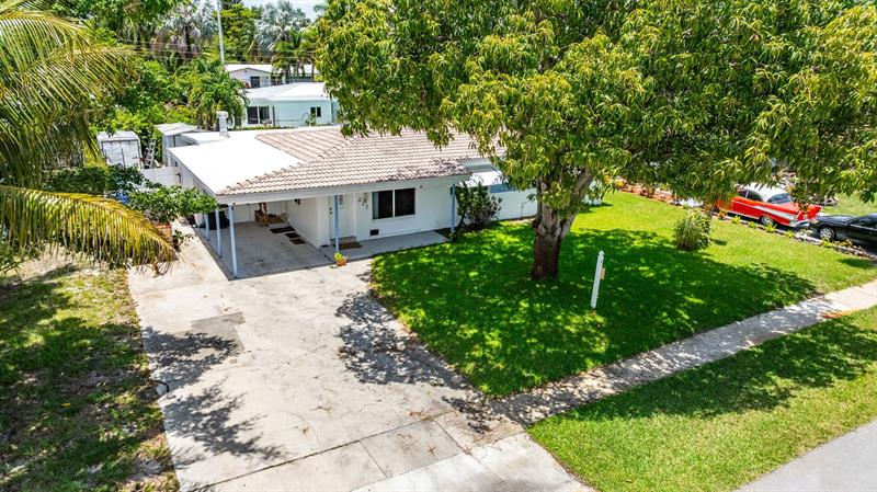Image 34 of 43 For 217 9th Ct  