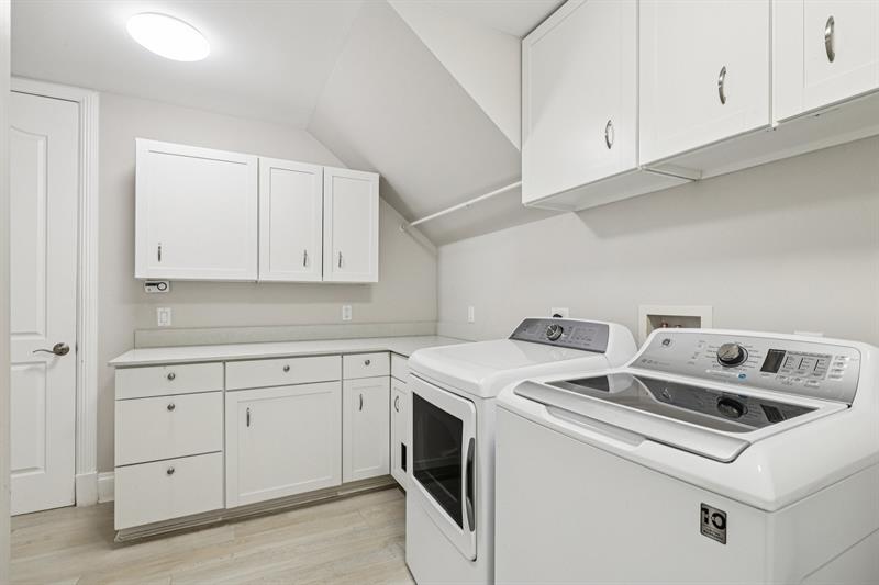 Image 34 of 51 For 3900 23rd Ter