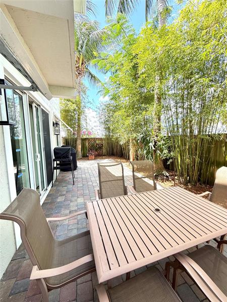 Image 38 of 54 For 2105 5th St  2105
