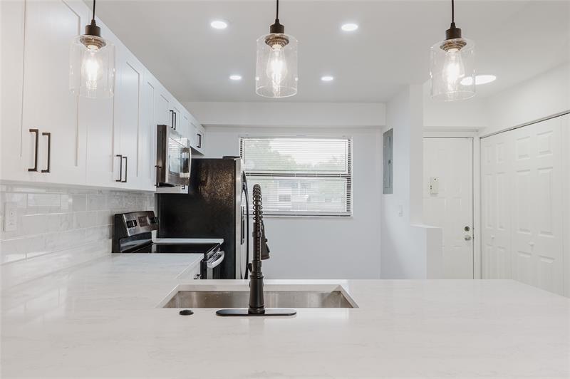 Image 4 of 36 For 7579 79th Ave  205