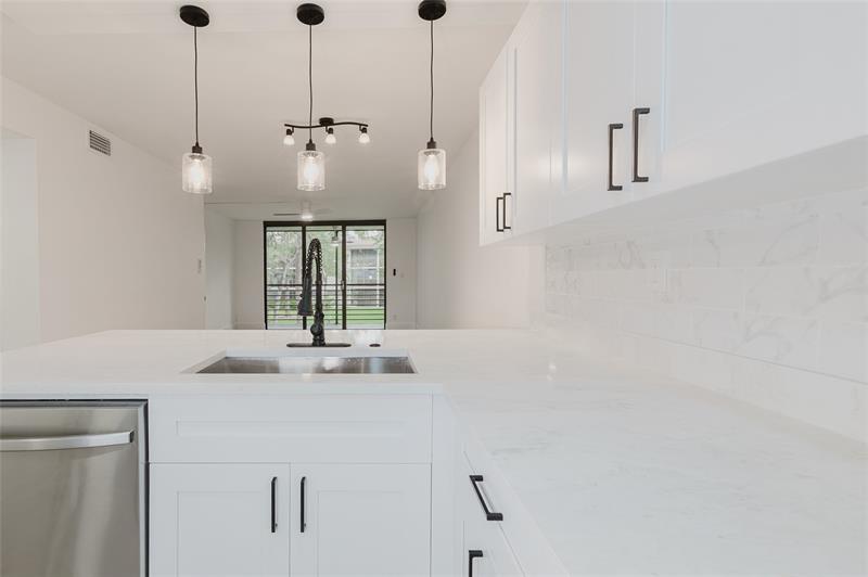 Image 6 of 36 For 7579 79th Ave  205