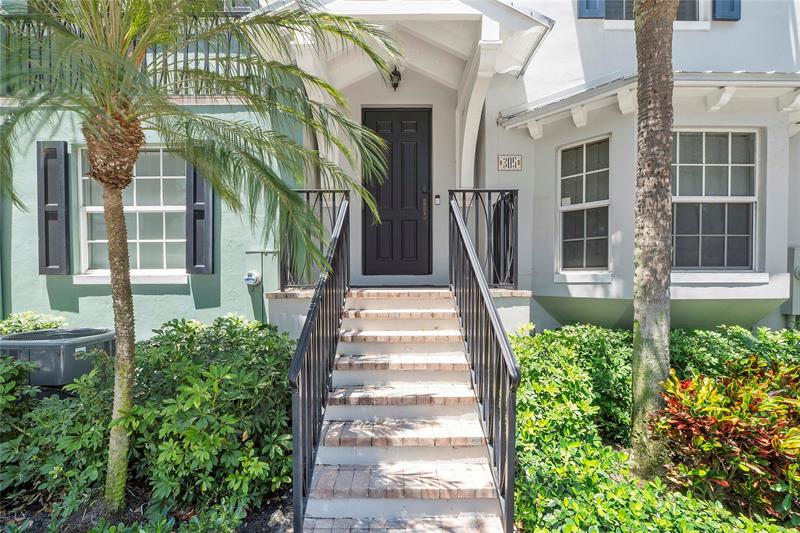 Details for 305 Mallory Cir, Delray Beach, FL 33483
