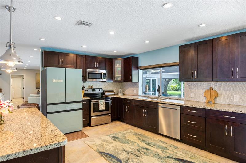Image 11 of 49 For 9540 39th Ct