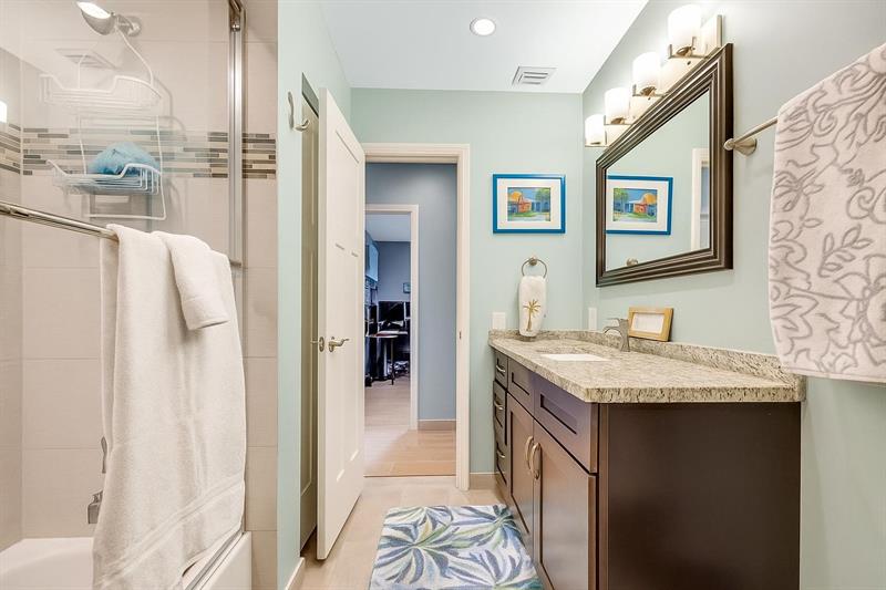Image 24 of 49 For 9540 39th Ct