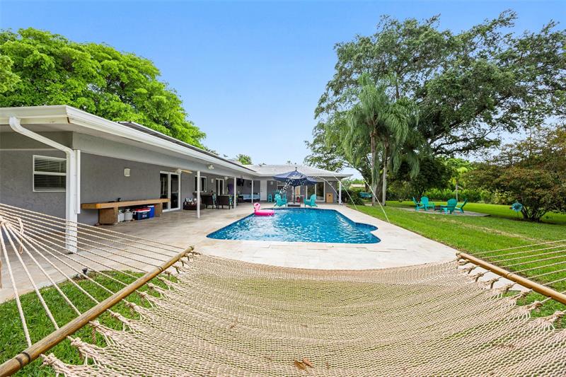 Image 33 of 49 For 9540 39th Ct