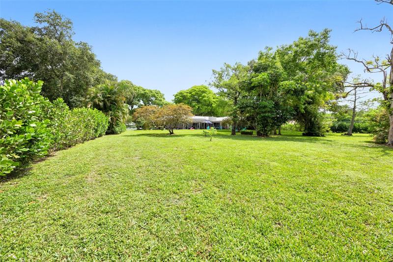 Image 39 of 49 For 9540 39th Ct