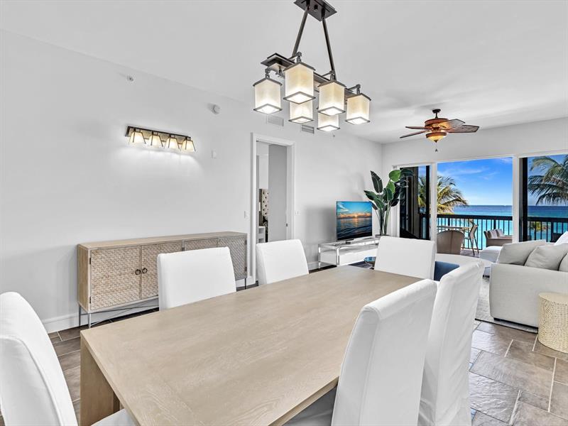 Image 7 of 36 For 4444 El Mar Dr  3305