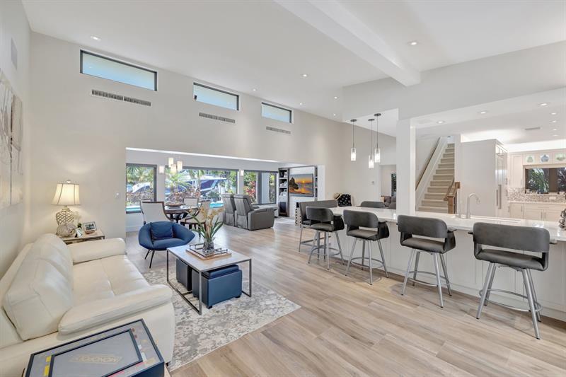 Image 11 of 87 For 2632 Sea Island Dr