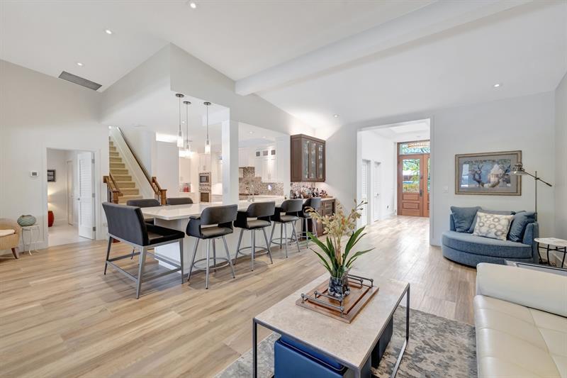 Image 12 of 87 For 2632 Sea Island Dr