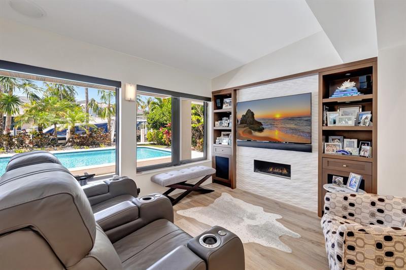Image 15 of 87 For 2632 Sea Island Dr