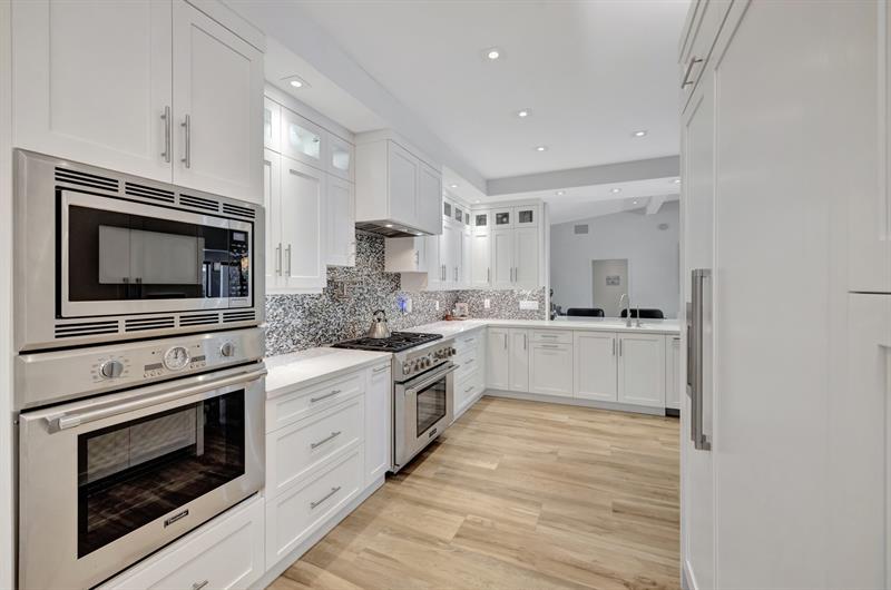 Image 23 of 87 For 2632 Sea Island Dr
