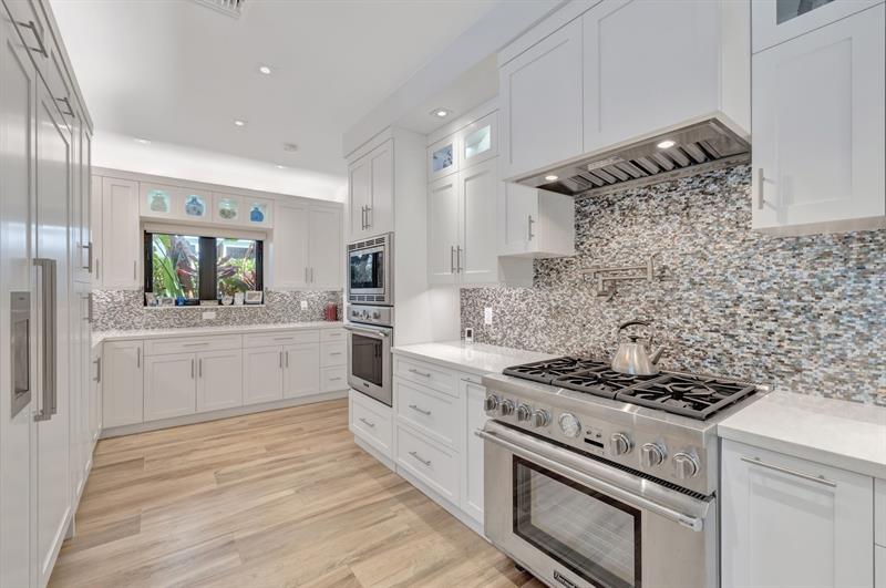 Image 26 of 87 For 2632 Sea Island Dr