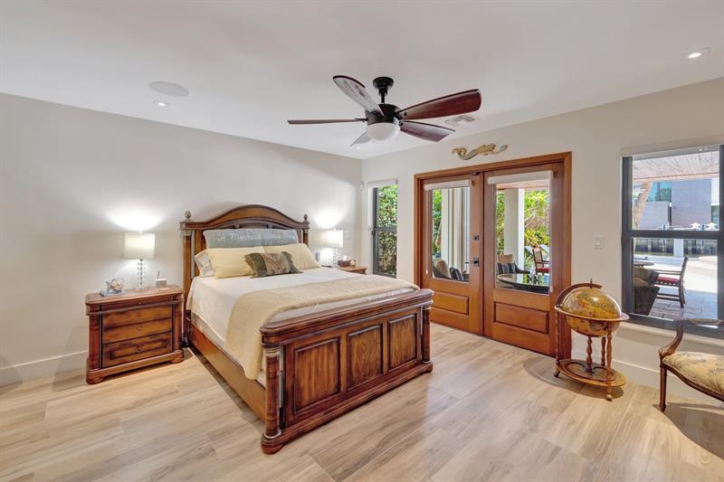 Image 33 of 87 For 2632 Sea Island Dr