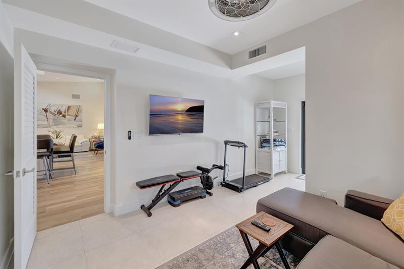 Image 38 of 87 For 2632 Sea Island Dr