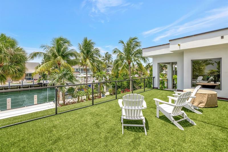 Image 49 of 87 For 2632 Sea Island Dr