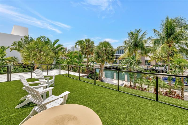 Image 50 of 87 For 2632 Sea Island Dr